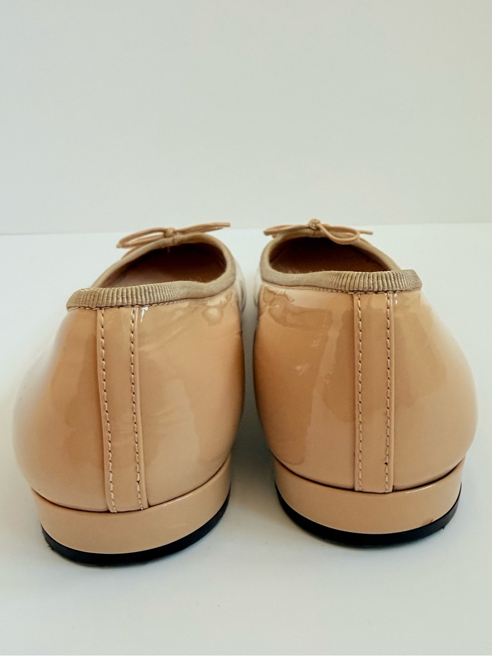Prada Nude Patent Leather Bow Ballet Flats Logo Plaque Shoes EU 39 - Picture 3 of 8